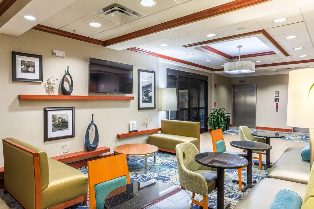 Hampton Inn & Suites Knoxville-Downtown Exterior foto